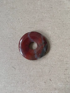 30mm RED FLOWER JASPER DONUT PENDANT - Picture 1 of 2