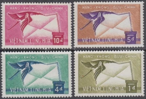 VIET NAM Sc #C11-4 CPL MNH SET of 4 - AIRMAILS, CRANE CARRYING LETTER - Picture 1 of 1