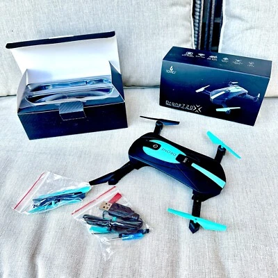 Novaps 720X Foldable Camera Pocket Drone, Wifi Enabled, 6-Axis RC Indoor Outdoor - Image 1 of 4