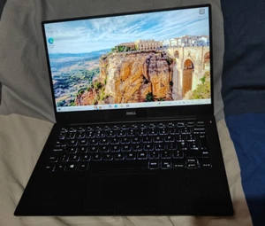 Dell XPS 13 9350 13,3" QHD+ TouchScreen Intel i7-6600U 8 GB RAM 512 GB SSD - Foto 1 di 8