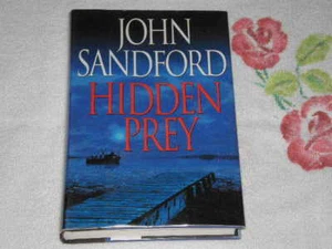 Hidden Prey by John Sandford **SIGNED** - Picture 1 of 2