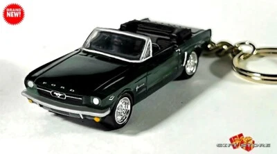 🎁🎁RARE KEYCHAIN GREEN 65/66 FORD MUSTANG CONVERTIBLE CUSTOM Ltd GREAT GIFT🎁🎁 - Image 1 of 4