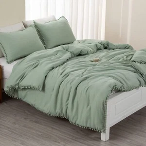 Green Comforter Set Full Size (79x90 inch) 3 Pieces (1 Pom Pom Fringe... - Picture 1 of 8