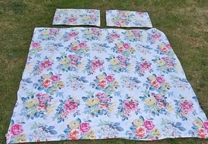 Cath Kidston Floral Pink Blue Double Duvet/ 2 Pillowcases Reversable - Picture 1 of 7