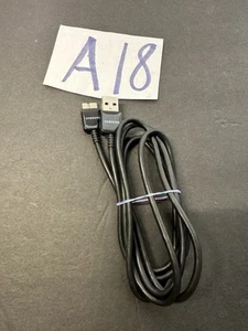Samsung ET-DQ11Y1WE OEM Original 5FT USB 3.0 Galaxy S5/Note3 Charging Data Cable - Picture 1 of 5
