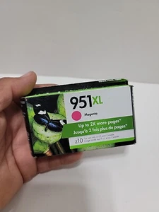 HP 951XL (CN047AN#140) Magenta Ink Cartridge Exp 02/2023... - Picture 1 of 4
