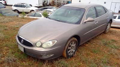 Depósito de refrigerante compatible con 05-09 ALLURE 229957 Foto 1 de 4