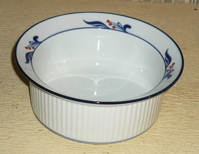 DANSK BISTRO MARIBO " Oven to Table souffle dish. Blue. White. Red berries. 8 " - Image 1 of 4