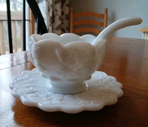 Vintage Westmoreland Paneled Grape Condiment Set - Picture 1 of 7