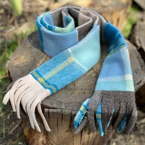Original Artisan Design Handmade Wool Blanket Scarf 190cm Made in Tasmania NWTs - Picture 1 of 4