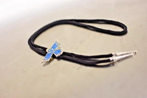 vintage 80’s Bolo Western Tie Eagle With Crushed Turquoise Inlay Leather Cord - Picture 1 of 6