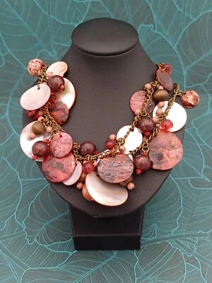 Avon Stunning Mother Of Pearl & Red Shell Disc Beaded  Chain Necklace - Image 1 of 4