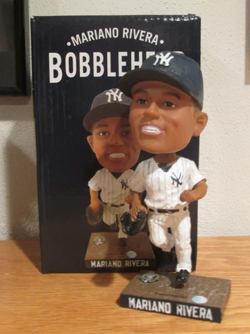 2013 New York Yankees Mariano Rivera Bobblehead SGA Cover