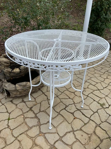 Vintage Patio Table Tall(39"H) Cover