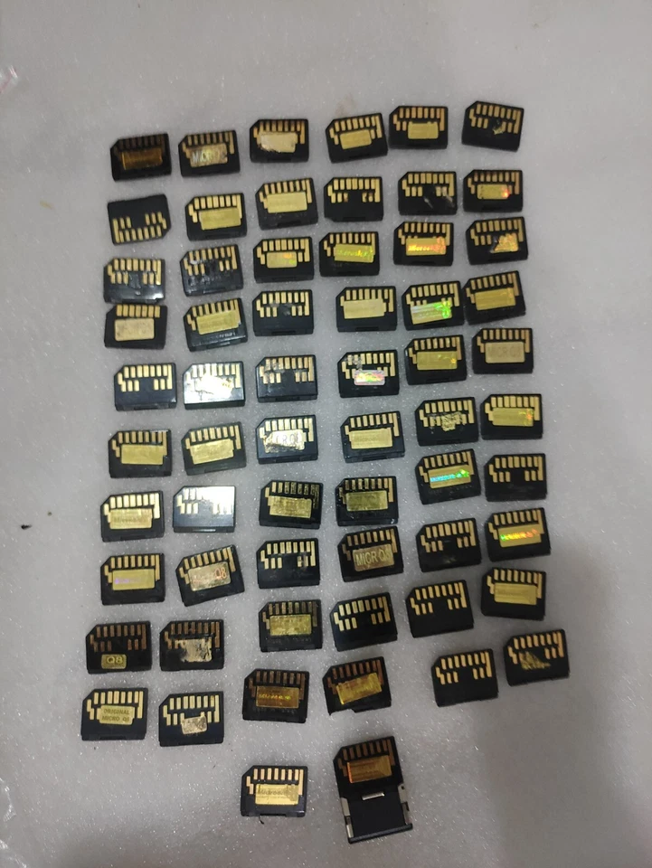 Lot of 44 RS Multimedia 128MB Card & 18 x  128MB RS-MMC MMC Mobile - Image 1 of 4