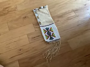 Native American Indian Sioux Beaded Pipe Bag - Picture 1 of 19