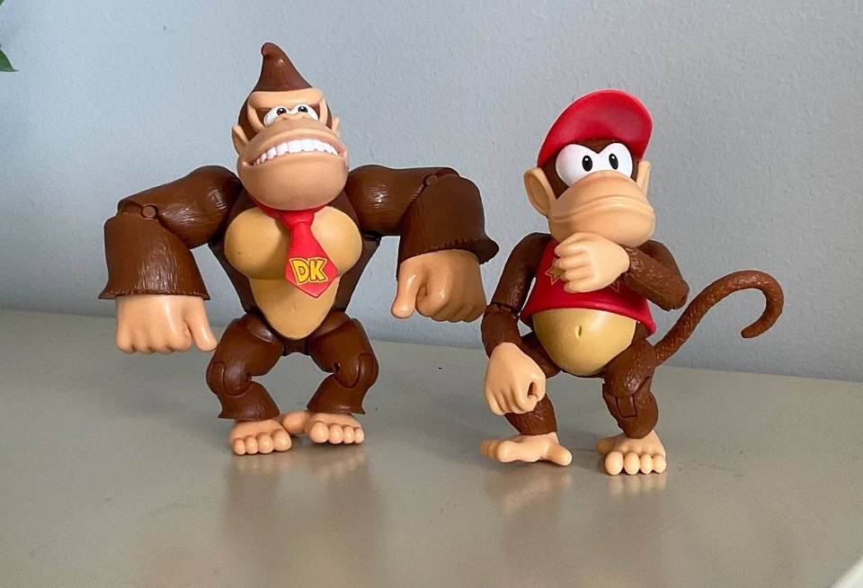 Jakks Pacific Donkey Kong & Diddy Kong 4” Action Figures - Image 1 of 4
