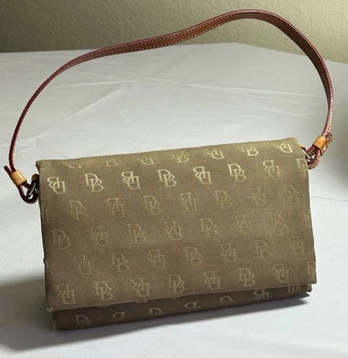 Mini Bolso de Hombro A5 Dooney & Bourke Y2K Dinero Antiguo Preppy Baguette Monograma Logo Foto 1 de 4