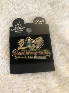 2000 Walt Disney World Celebrate The Future Hand in Hand Pin Vintage Neu auf Karte - Bild 1 von 2