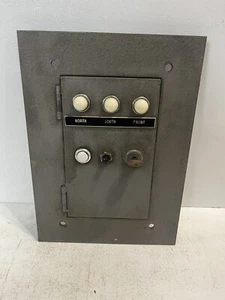 - Vintage Salvage Electronic Panel Cover Wall Hideaway Display Man Cave - Picture 1 of 4