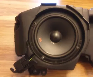 AUDI A6 C6 2005 - 2011 FRONT DRIVER SIDE RIGHT SUBWOOFER SPEAKER 4F0035382B - Picture 1 of 8