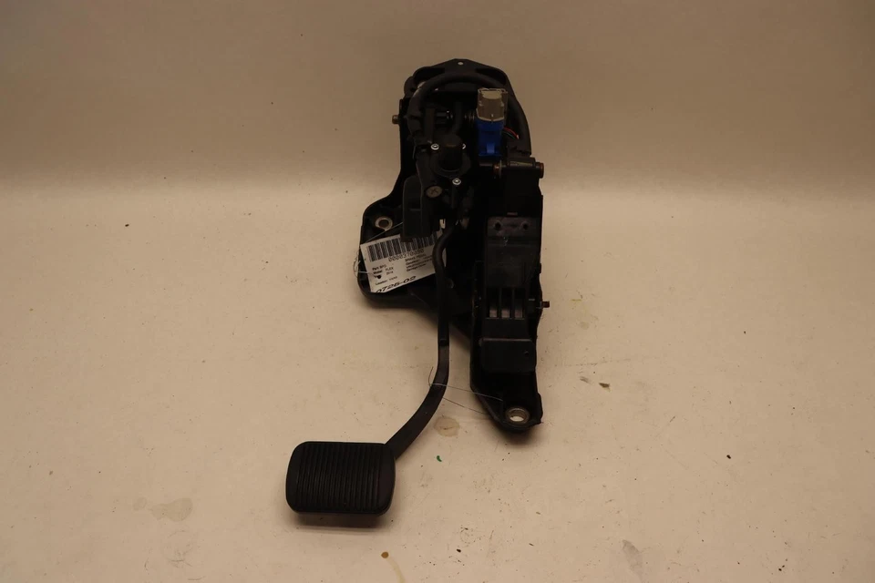 Pedal de freio de estacionamento Ford Flex Park 2013-2019 com sensor e suporte OEM - Imagem 1 de 4