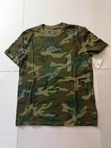 NWT GAP MEN'S CAMO EVERYDAY SHORT SLEEVES T-SHIRTS SZ M 580038-00-1 - Picture 1 of 4
