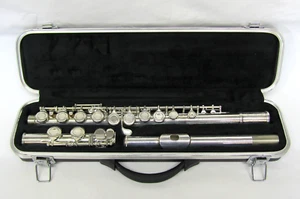 Gemeinhardt Artisan 2SP-A Silver Plated Closed Hole Flute w/ Case - Picture 1 of 18