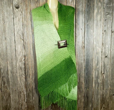 NUEVO Mantón Verde Ombre Tejido a Mano Bufanda Envoltura Boho Flecos Hecho a Mano  Foto 1 de 4