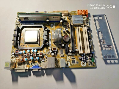 Scheda Madre Sapphire PE-AM2RS740G2-PURE Element 740G+CPU AMD ATHLON II+2GB RAM - Immagine 1 di 4