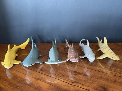 Lote de 6 figuras de tiburón de plástico Tigre, gran blanco, Hammerhead + Foto 1 de 4
