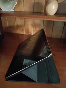 Samsung Tab S2 9.7.it is black 64g in pristine condition. In a Samsung case. - Picture 1 of 3
