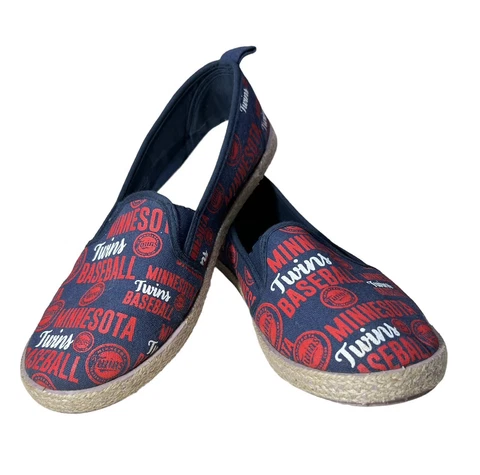 WOMENS SZ 7 1/2 MINNESOTA TWINS MLB CANVAS SLIP ON SHOES Cover