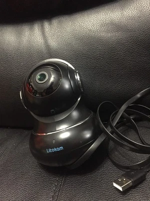 Cámara de seguridad Litokam. Pan and Tilt. Modelo LF-P11. Movimiento activado. Visera nocturna Foto 1 de 2