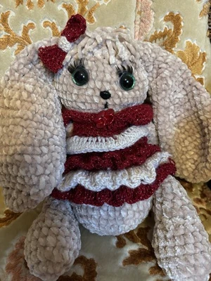 •	Handgemachter Kuschelhase – gehäkelt - Bild 1 von 2