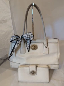 Coach Handbags And Cream Colored Leather Very Nice! 14" Tie Included! - Picture 1 of 23