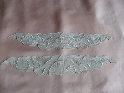 2 incrustations ou applications en soie pour lingerie décor floral 28 x 5 cm - Photo 1/4