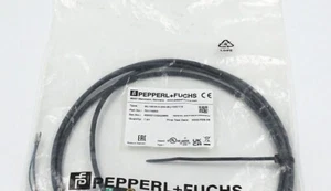 1PC NEW Pepperl+Fuchs ML100-8-H-250-BU/103/115 Photoelectric sensor - Picture 1 of 1