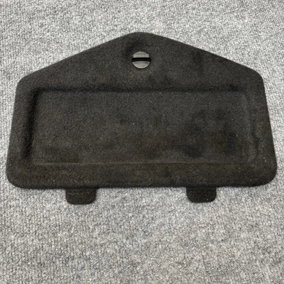 17-20 JAGUAR XE REAR TRUNK RIGHT RH PASS SIDE BOOT LID FUSE BOX COVER PANEL OEM Foto 1 de 4