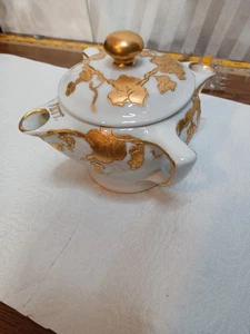 24k Gold Porzellan Soßenschale Fett & Mager mit Deckel & Doppelausgießer Gold Deutsch  - Bild 1 von 7