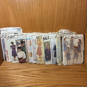 Paket 11 Vintage McCalls Kleidung Muster Pakete beschädigt Posten 3 (1B) - Bild 1 von 6