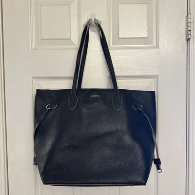 Bolso de hombro Lodis negro con guijarros Foto 1 de 4