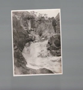 VINTAGE PHOTO , small ,MAN WITH MOUNTAIN STREAM , BLUE MOUNTAINS NSW ?? - Picture 1 of 1