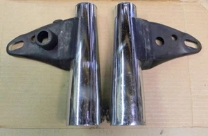 TRIUMPH 750 T140V TR7RV 1973-1978 CUBIERTAS DE TUBO DE HORQUILLA SUPERIOR Y SOPORTES DE FAROS - Imagen 1 de 1