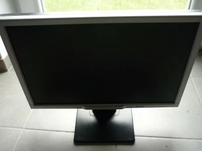Belinea, Samtron, Acer, Medion, Monitore; Konvolut, Sammlung TFT, 16 St. defekt. - Bild 1 von 4