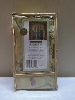 Springmaid Luxury Valance - Garden Embroidery 50" × 18" Knife Pleat Edge NOS - Image 1 of 3