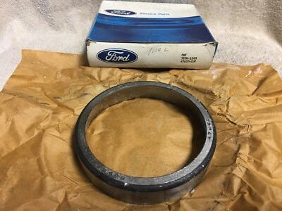 NOS FORD 7EQH-1243  1948-1951 F800 Truck Rear Wheel Differential Bearing Cup  - Image 1 of 4