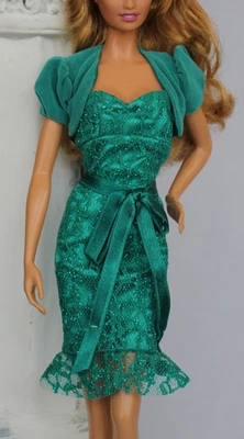 Vestido de renda verde esmeralda modelo musa Barbie bolero ajuste de coquetel FR Silkstone - Imagem 1 de 4