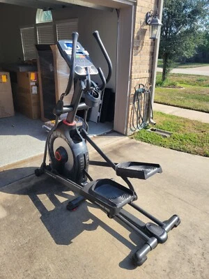 Máquina elíptica Schwinn 470 - negra Foto 1 de 4
