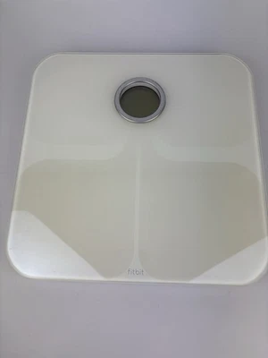 Fitbit Aria Air Fitness Smart Waage Weiß Badezimmer Digitalwaage FB201W - Bild 1 von 4